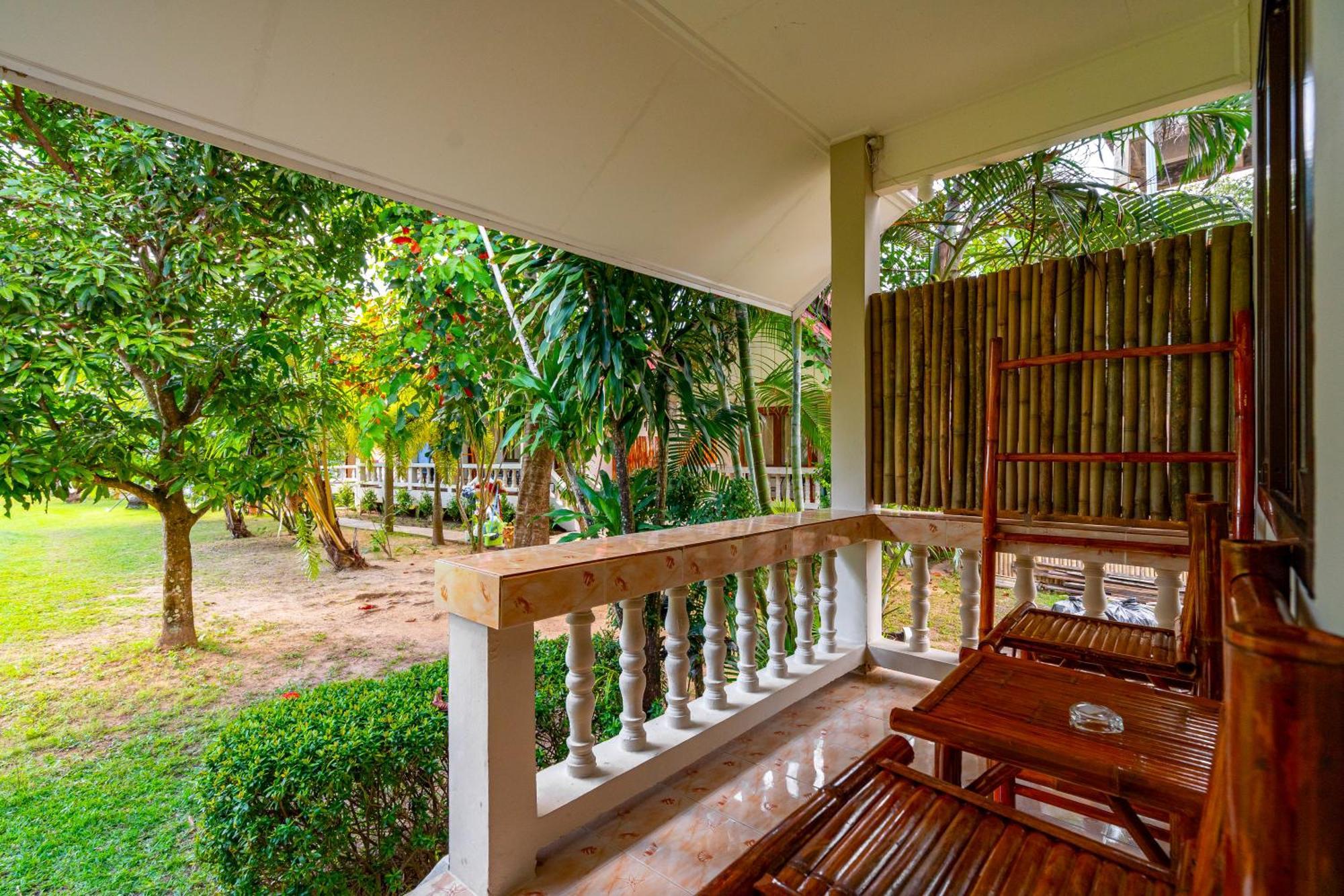Lanta Beachfront Resort Ko Lanta Zewnętrze zdjęcie