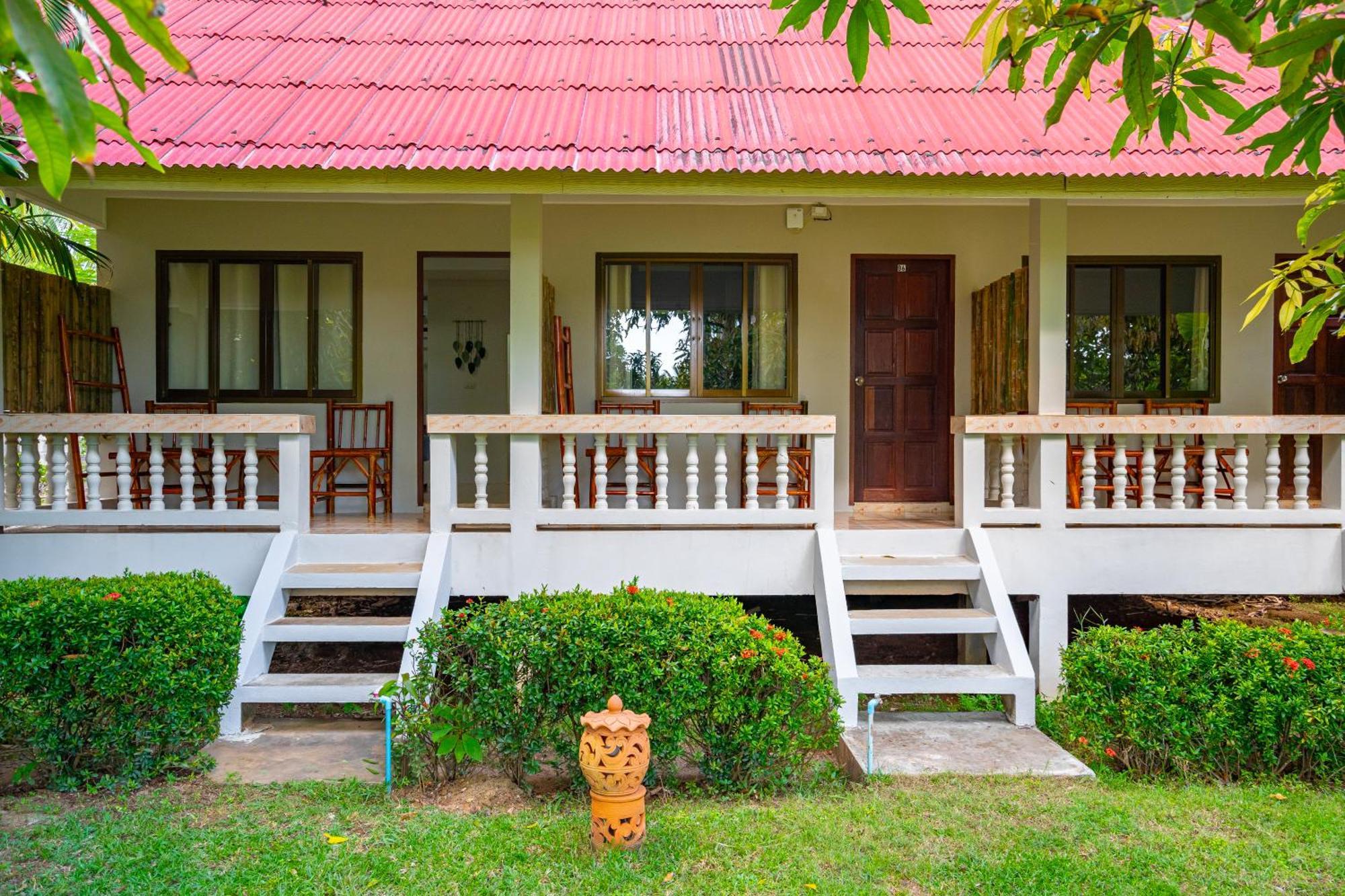 Lanta Beachfront Resort Ko Lanta Zewnętrze zdjęcie