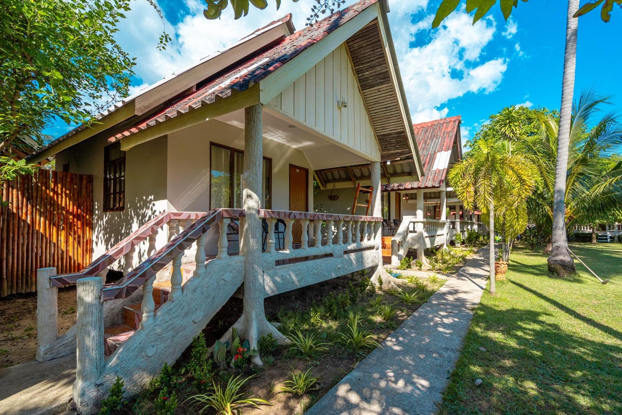 Lanta Beachfront Resort Ko Lanta Zewnętrze zdjęcie